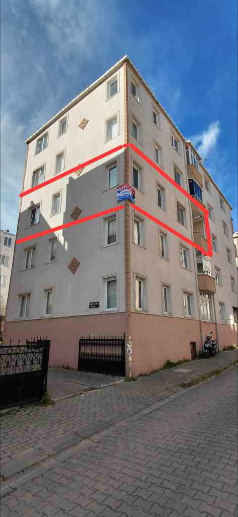 L.BURGAZ GENÇLİK PARKI ARKASI 3+1 130 M2 3.KAT GENİŞ FERAH DAİRE