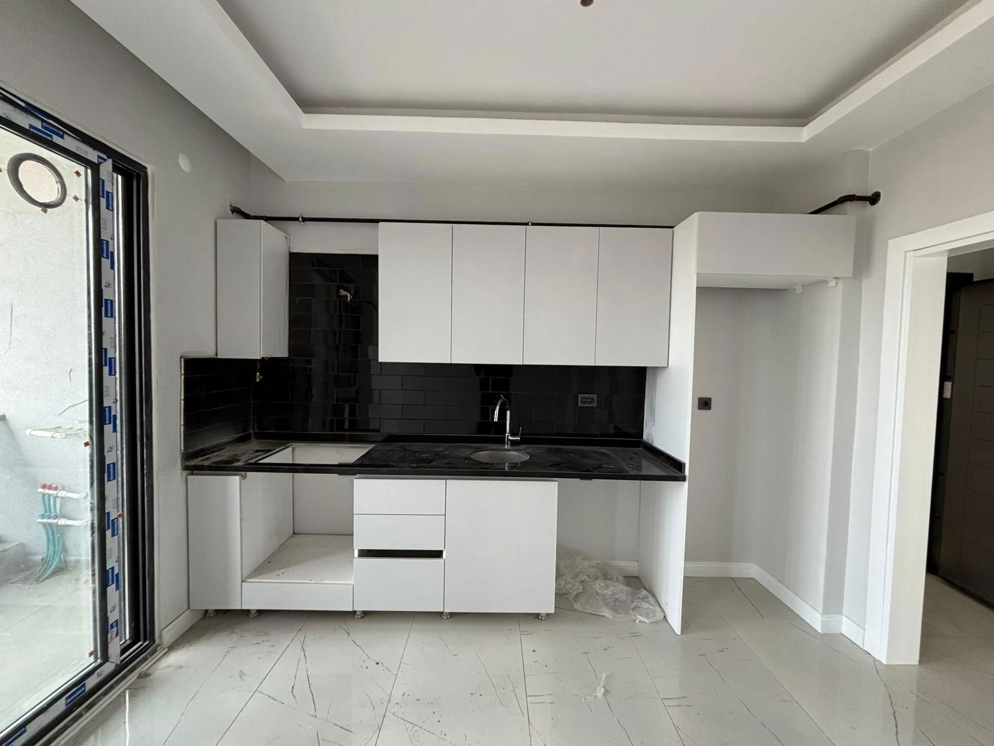 REMAX ŞEHİR 2'DEN KADIKÖY'DE KİRALIK SIFIR 1+1 DAİRE