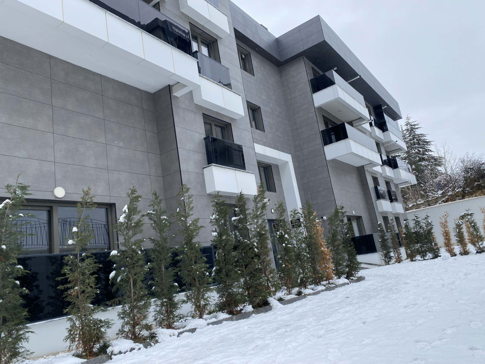 İNCEK TAŞPINAR ELMAS ADA'DA 2+1 BAHÇE KULLANIMLI KİRALIK LOFT DAİRE