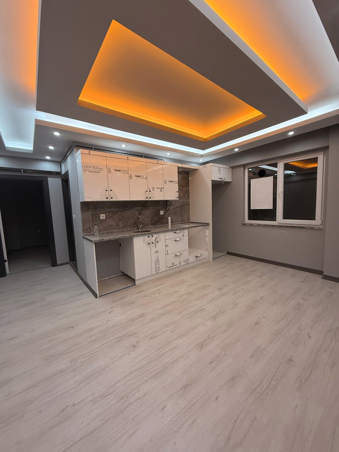 SAKARYA'DA KİRALIK SIFIR GENİS 1+1 36 M² YERDEN ISITMALI DAİRE