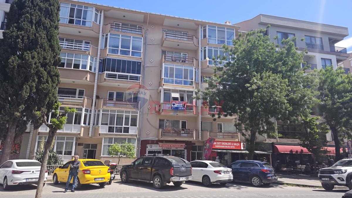 ÇANAKKALE MERKEZ CEVAT PAŞA İNÖNÜ CADDESİ KİRALIK 3+1 DAİRE