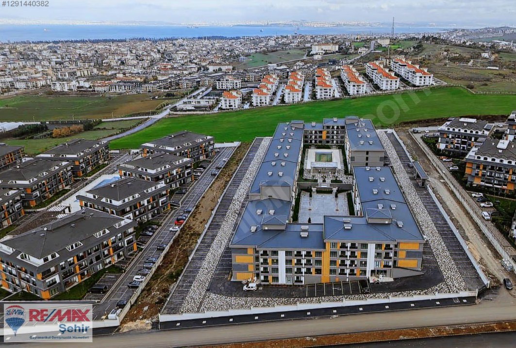 REMAX ŞEHİR'DEN AKYOL PREMİUM LOUNGE 1+1 HAVUZ CEPHELİ DAİRE