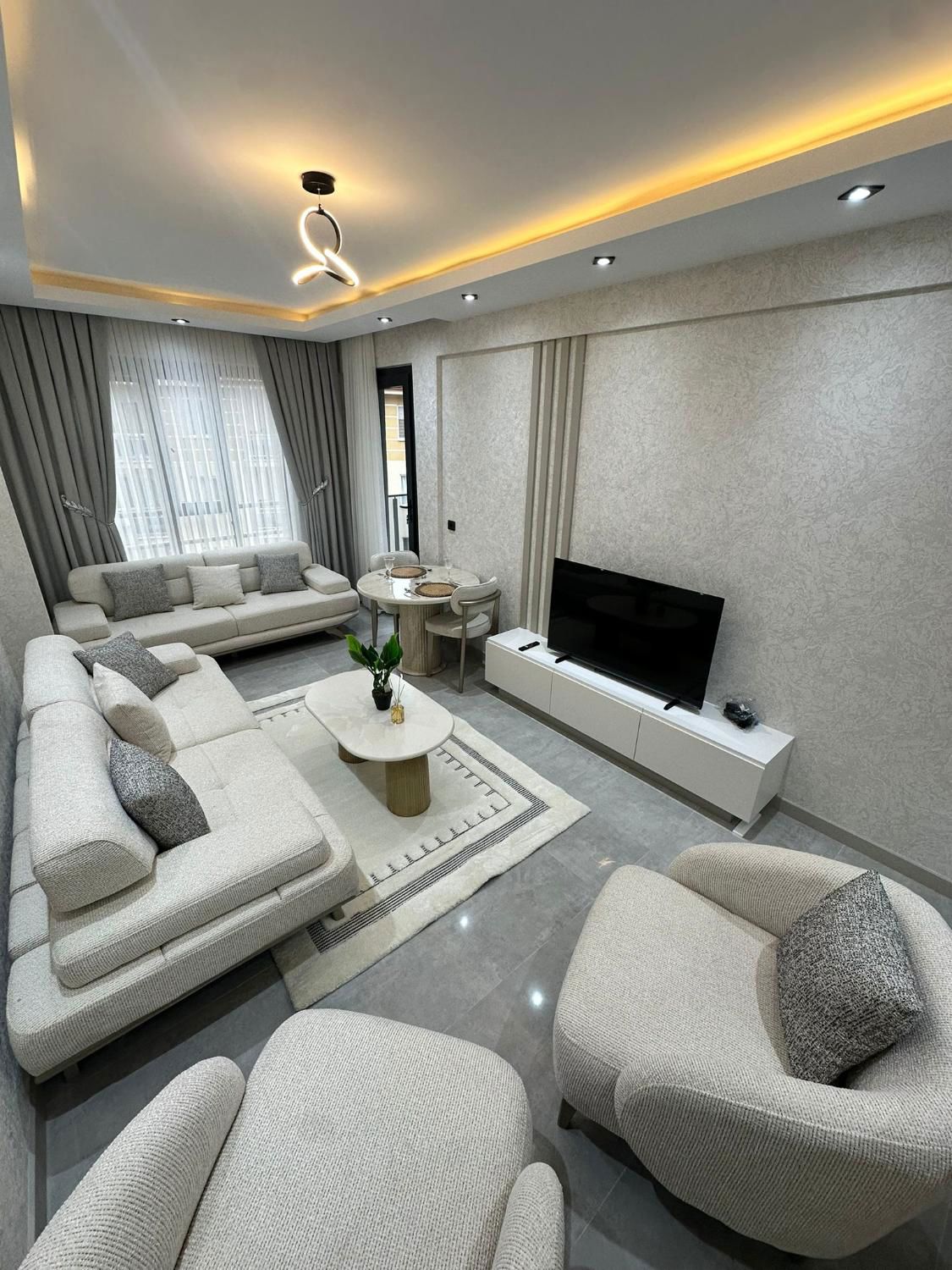 REMAX MODEL DEN HÜRRİYET OKULU KARŞISI 2+1 SIFIR SATILIK DAİRE