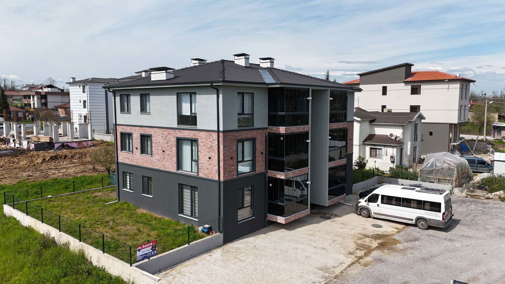 ALANDÜZÜ MAH. YENI ŞEHIR HAS. YAKINI  SIFIR 3+1 İSKANLI DAIRE
