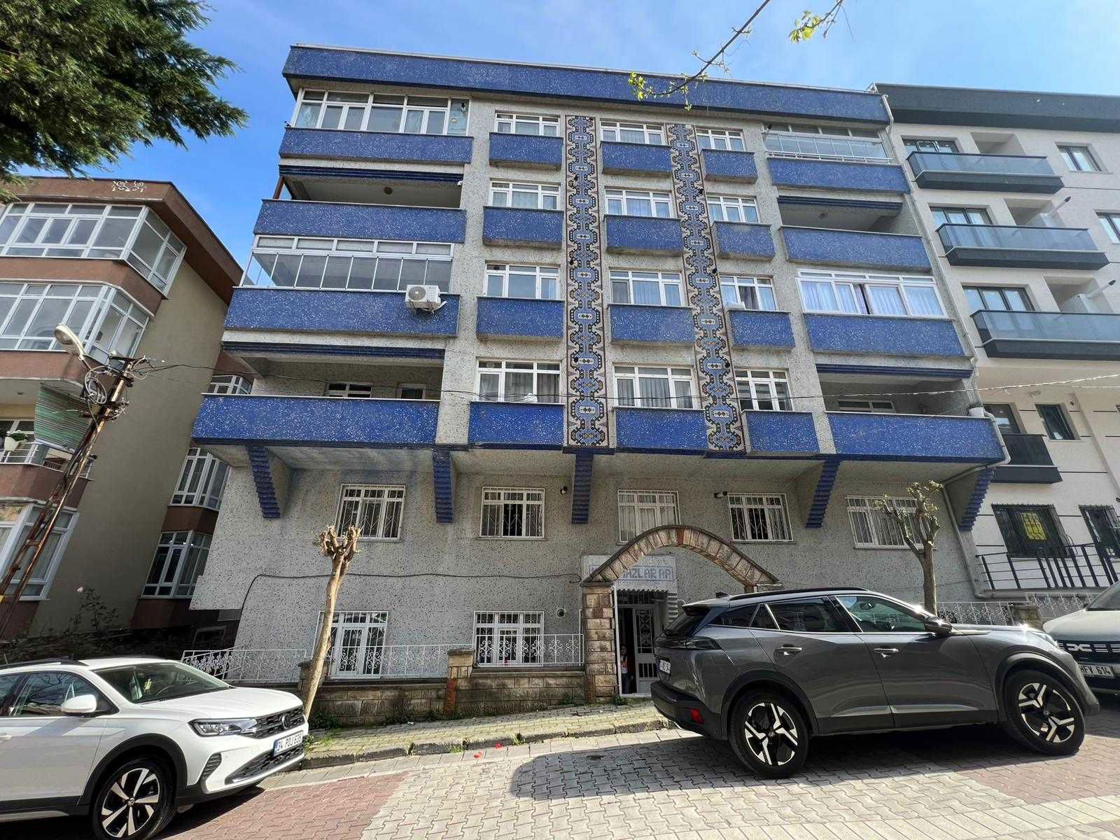 AVCILAR GÜMÜŞPALA MAHALLESI'NDE 3+1 SATILIK DAIRE