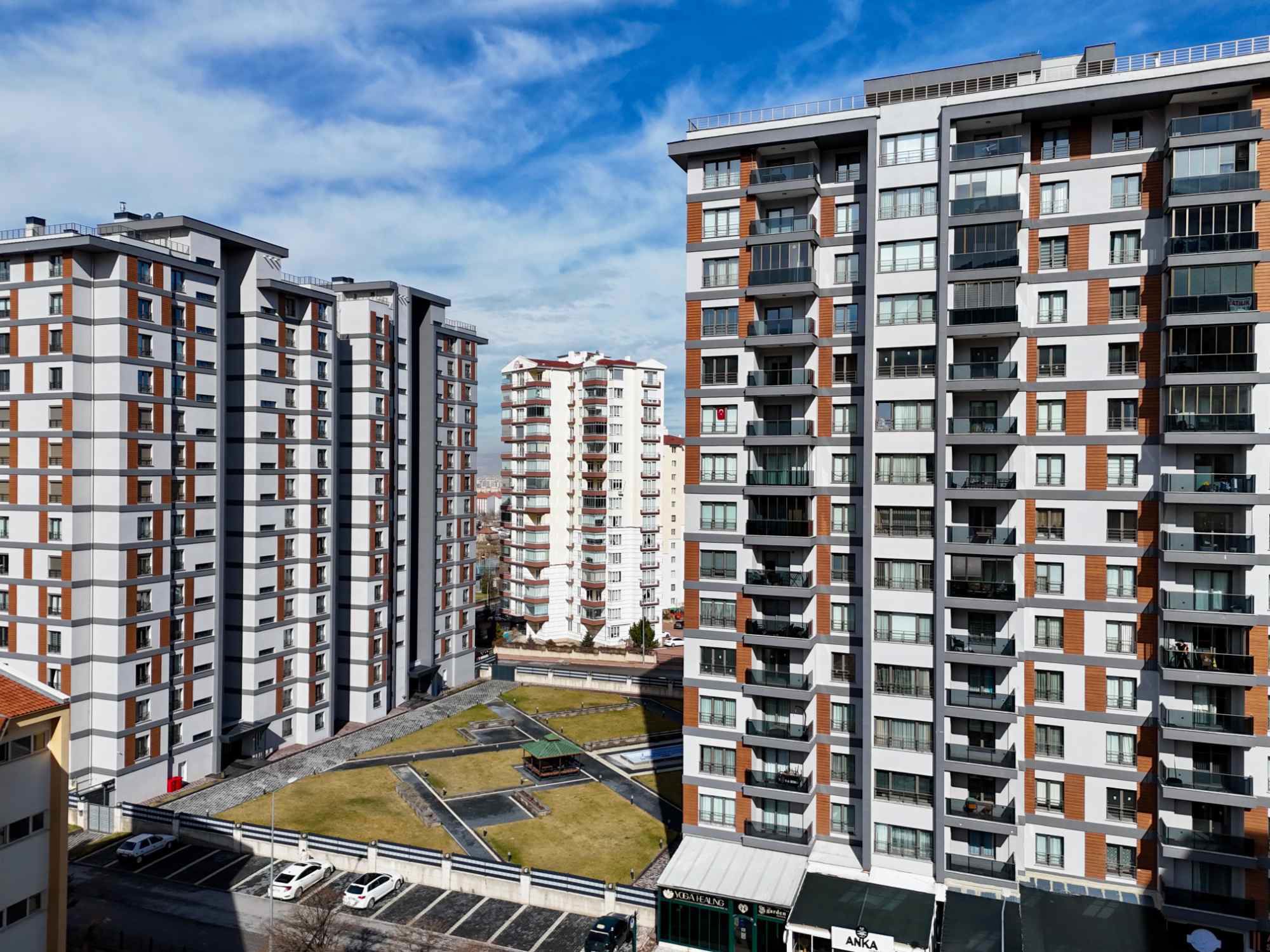 TALAS BAHÇELİEVLER AFM EYLÜL'DE KAPALI OTOPARKLI SIFIR 2+1 DAİRE