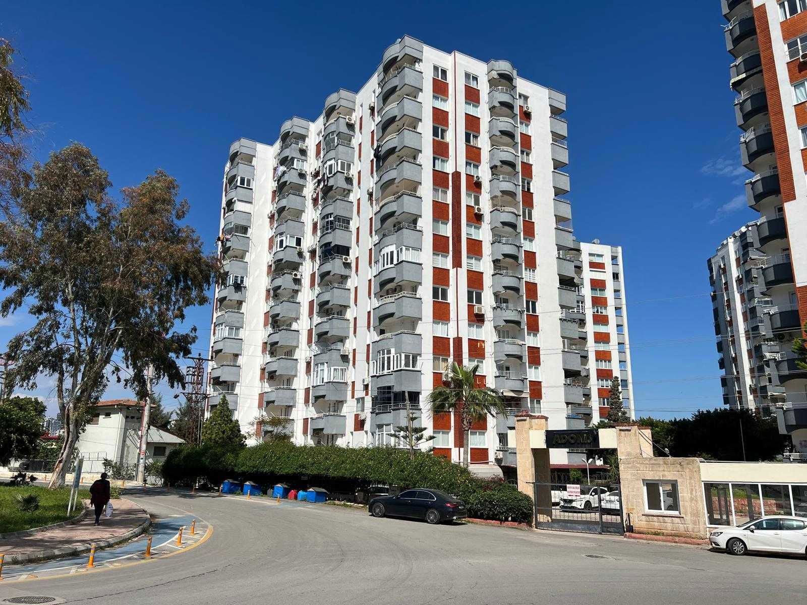 REMAX TOROS'TAN MEZİTLİ ADONİS SİTESİ'NDE SATILIK 4+1 DAİRE
