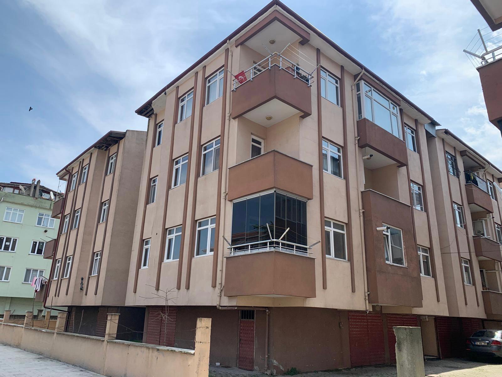SAKARYA MAHALLESİNDE DERMAN SOKAKTA 140 M2 SATILIK DAİRE