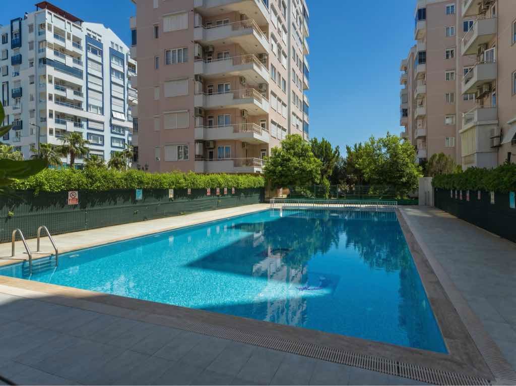 UNCALI MAHALLESİ YAKAMOZ EVLERİN’DE 3+1 SATILIK DAİRE