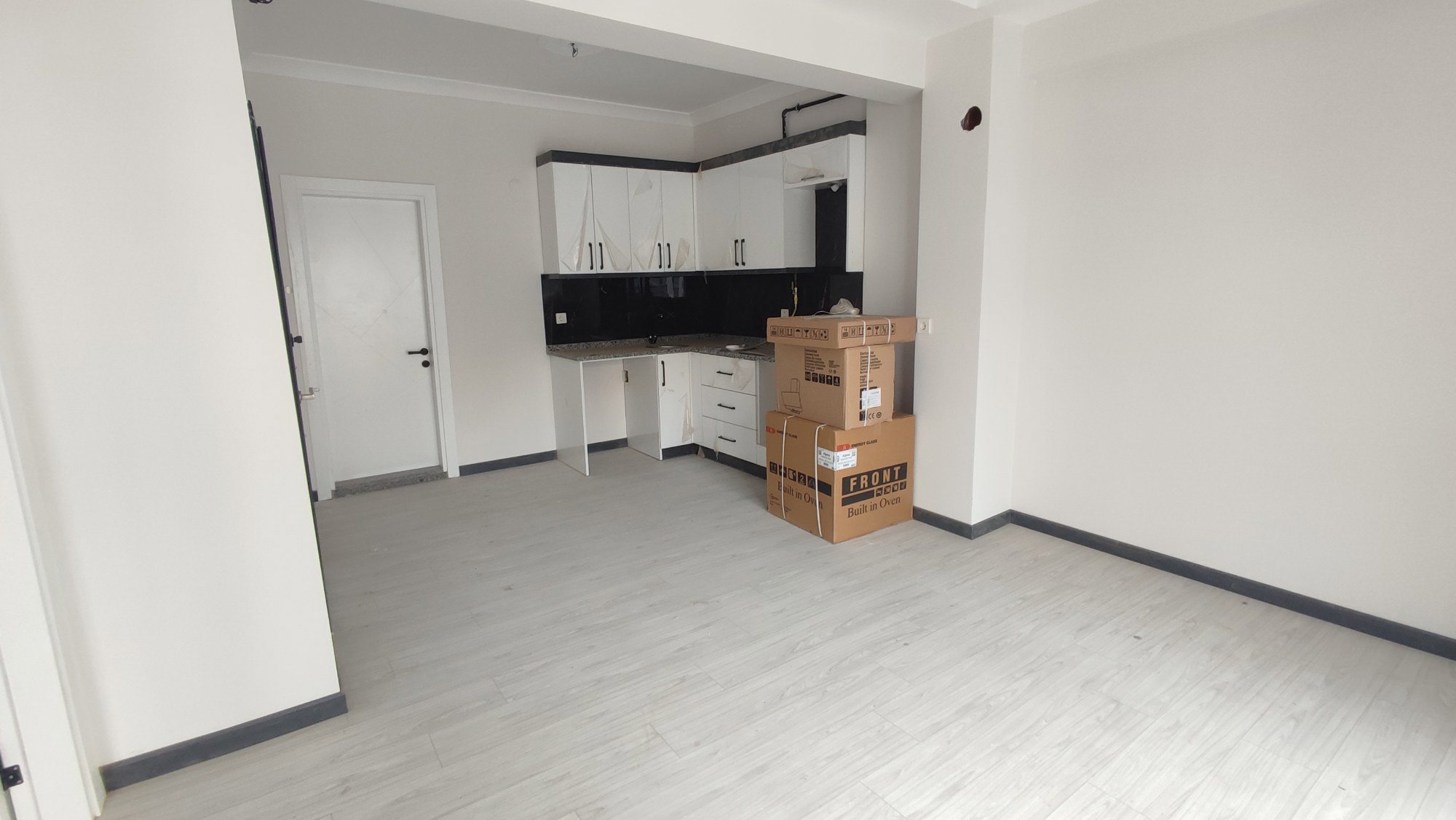 RE/MAX İNCİ'DEN VİCDANİYE MH. YERDEN ISITMALI KİRALIK 1+1 DAİRE