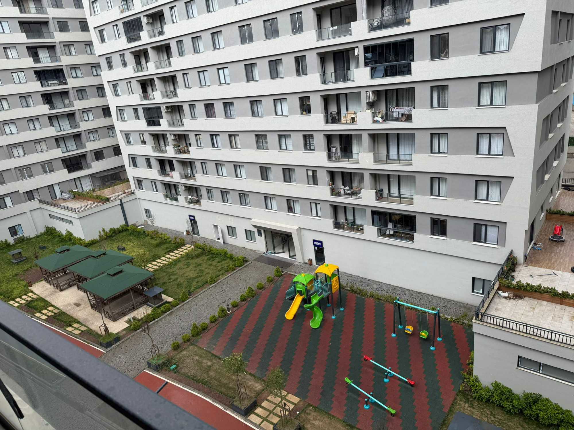 ŞEHRİYAZ BEŞEVLER ANATOLİA CİTY'DE 2+1 KAPALI MUTFAK KİRALIK DAİRE