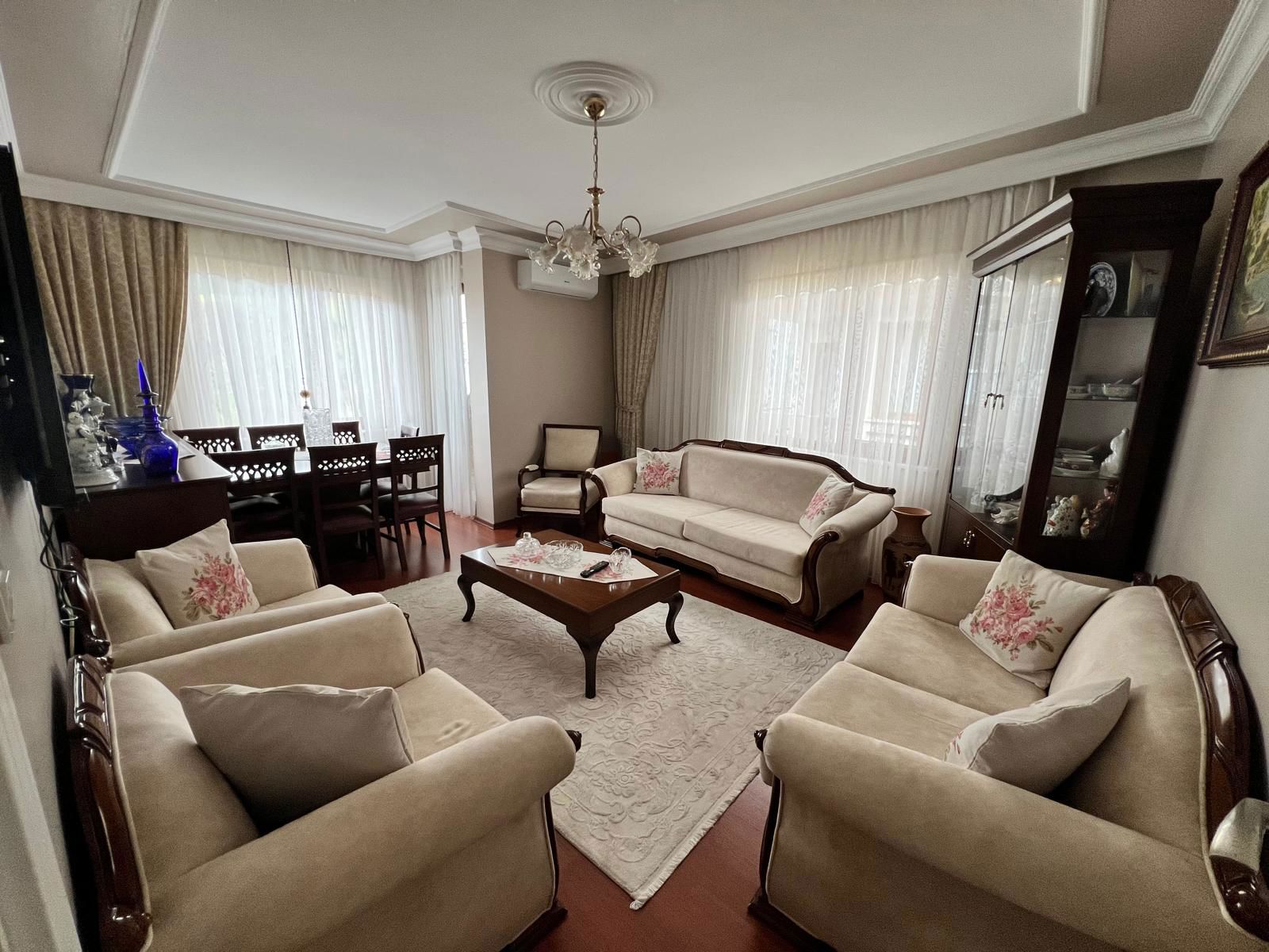 MALTEPE AYDINEVLER’DE 240 M² 4+2 DUBLEKS
