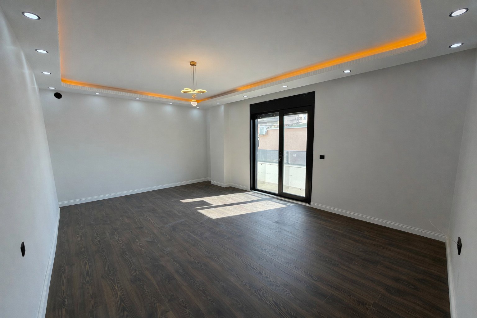 BAYRAMOĞLU FSM CADDESİNDE SIFIR ULTRA LÜKS 3+1 ÜST DUBLEKS