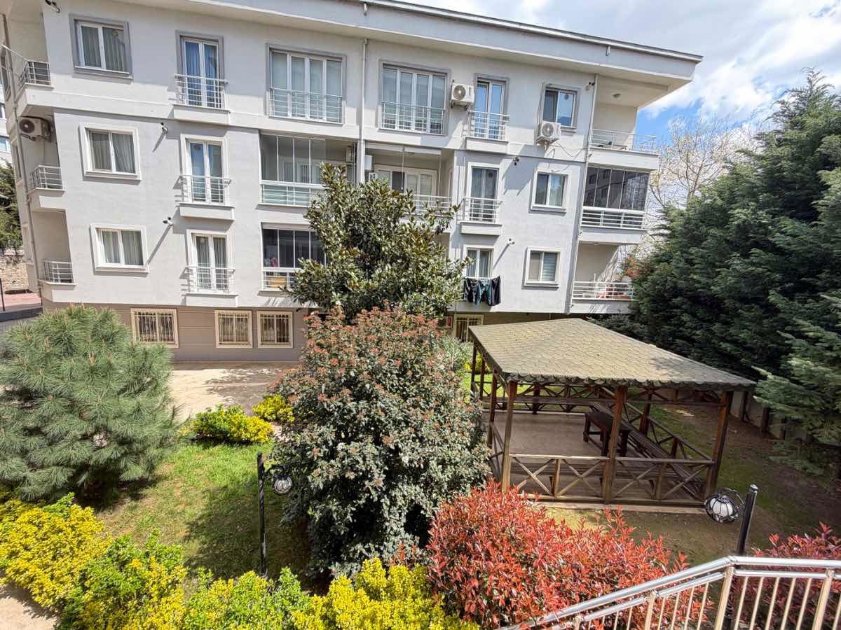 METROYA YÜRÜME MESAFESİNDE MERANİS PARK 2,5+1 SATILIK DAIRE