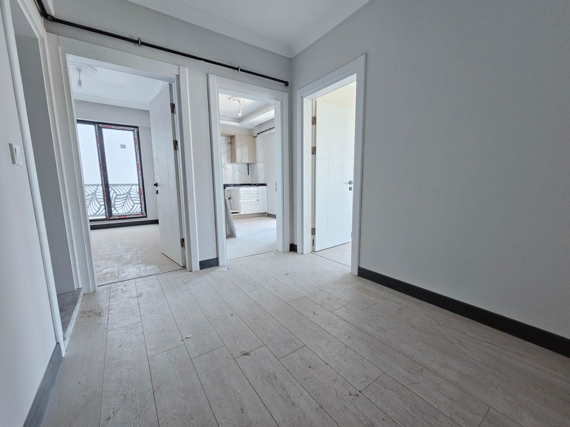 RE/MAX MYRA'DAN SATILIK 4+1 MERKEZİ KONUMDA ASANSÖRLÜ DAİRE