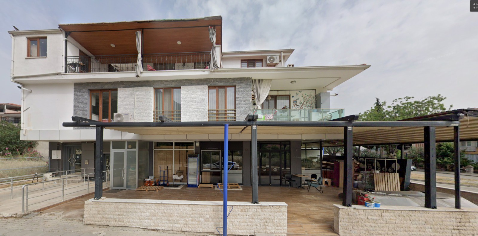REMAX MODEL DEN ZEYTINKÖY DE 3+1 SATILIK DAIRE