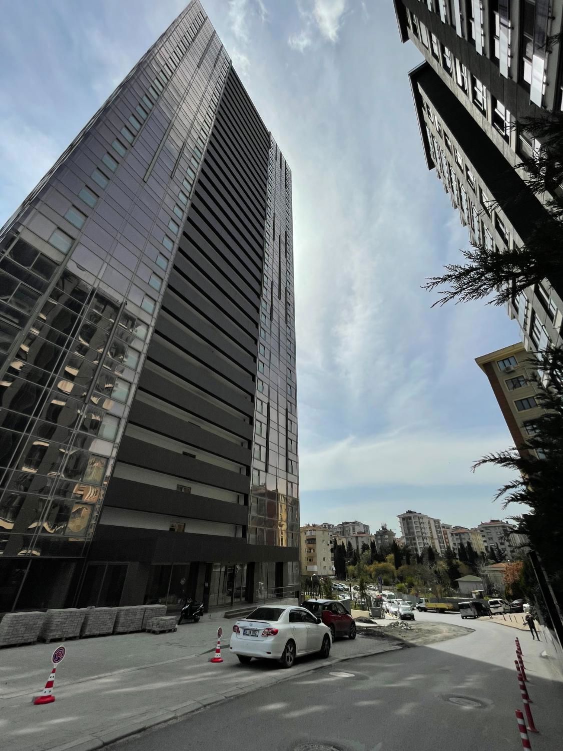 SAHRAYICEDİT ALTOWER PROJESİNDE 1+1 EŞYALI KİRALIK DAİRE