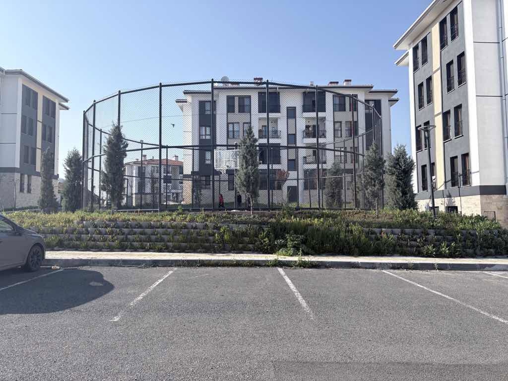 REMAX LAND DEN 2+1 KİRALIK TOKI DAİRESİ