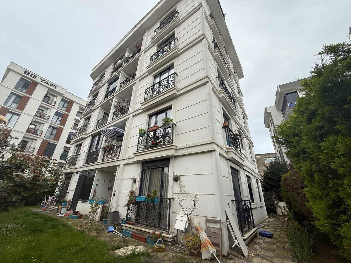 TUZLA İSTASYON MAHALLESİ MARMARAYA KOMŞU SATILIK 2+1 DAİRE