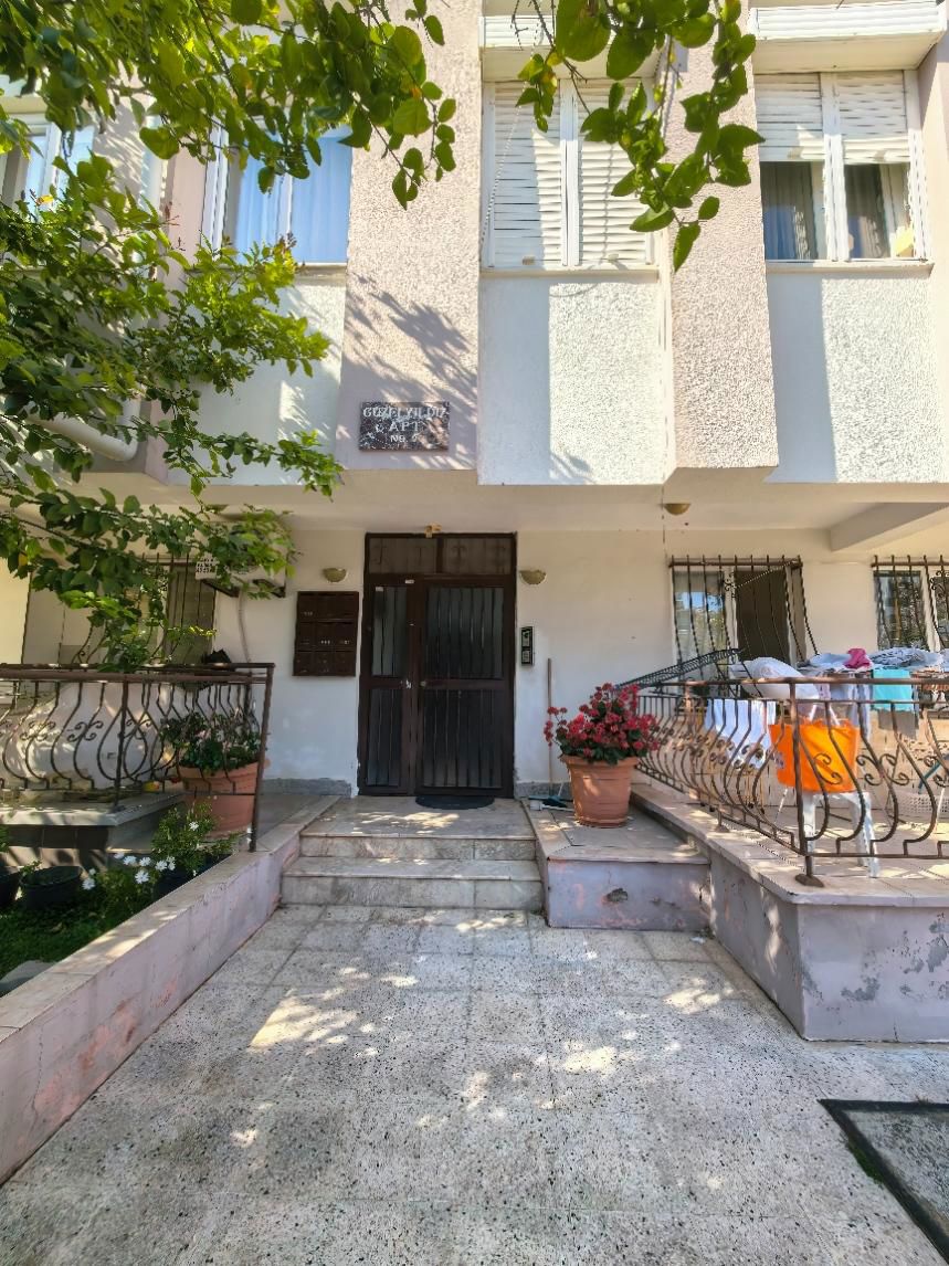 KONYAALTI ULUÇ MH. BULVARA YAKIN KIRALIK GIRIŞ KAT 2+1