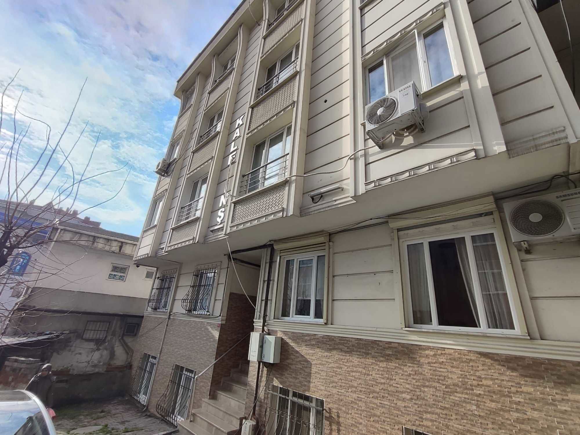 KÜÇÜKKÖY MERKEZ AYKUTOĞLU AVM KARŞISI BAHÇELİ 1+1 DAİRE