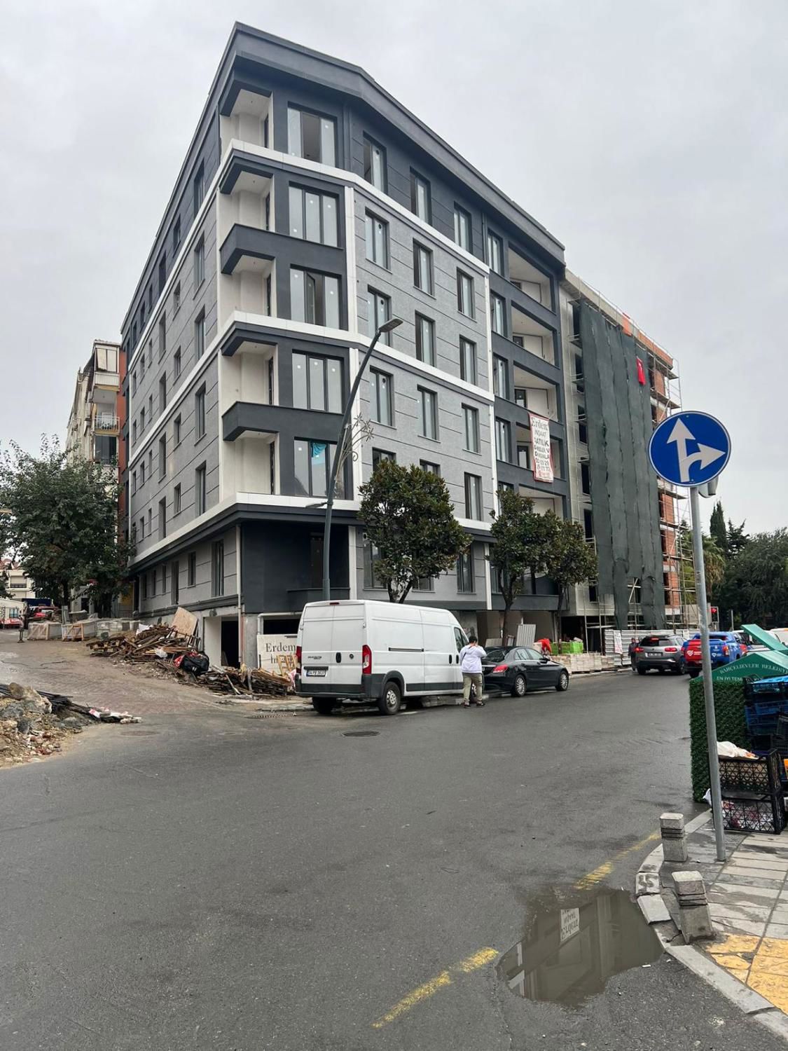 REMAX MEHMET DİLLİ'DEN BAHÇELİEVLER YAYLA'DA DUBLEKS DAİRE