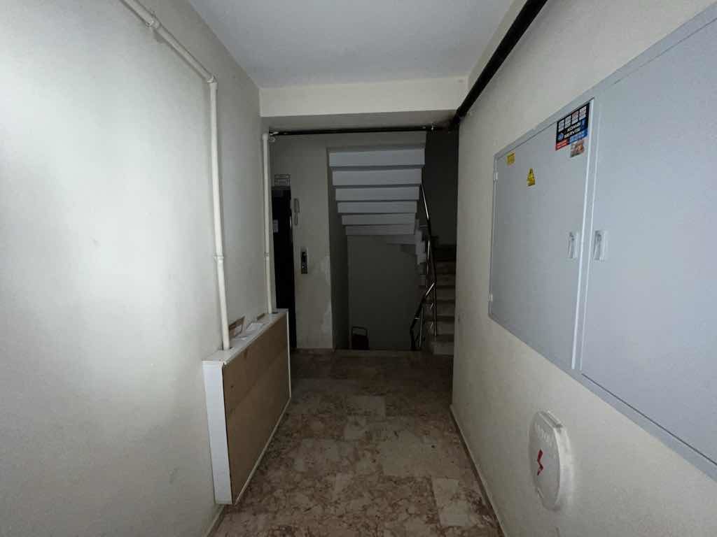 MERKZEİ KONUM DA SATILIK 2+1 DAİRE