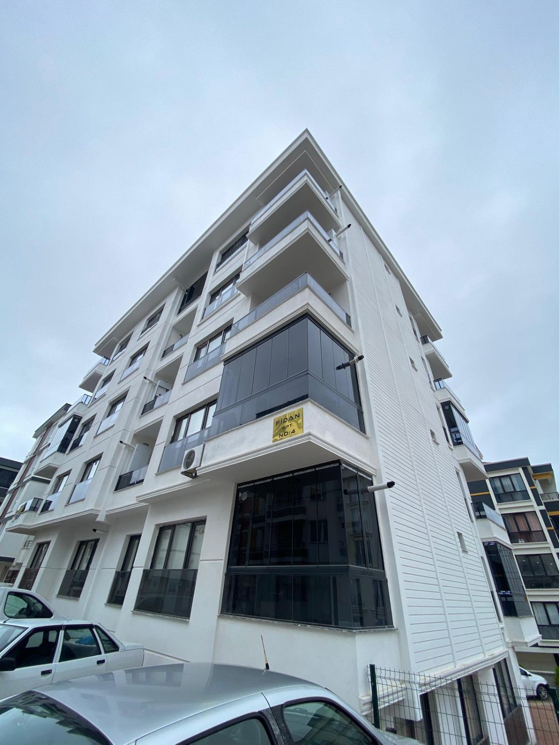 REMAX YUNUS'TAN ATAKUM KÖRFEZDE SATILIK GENİŞ 1+1 DAİRE