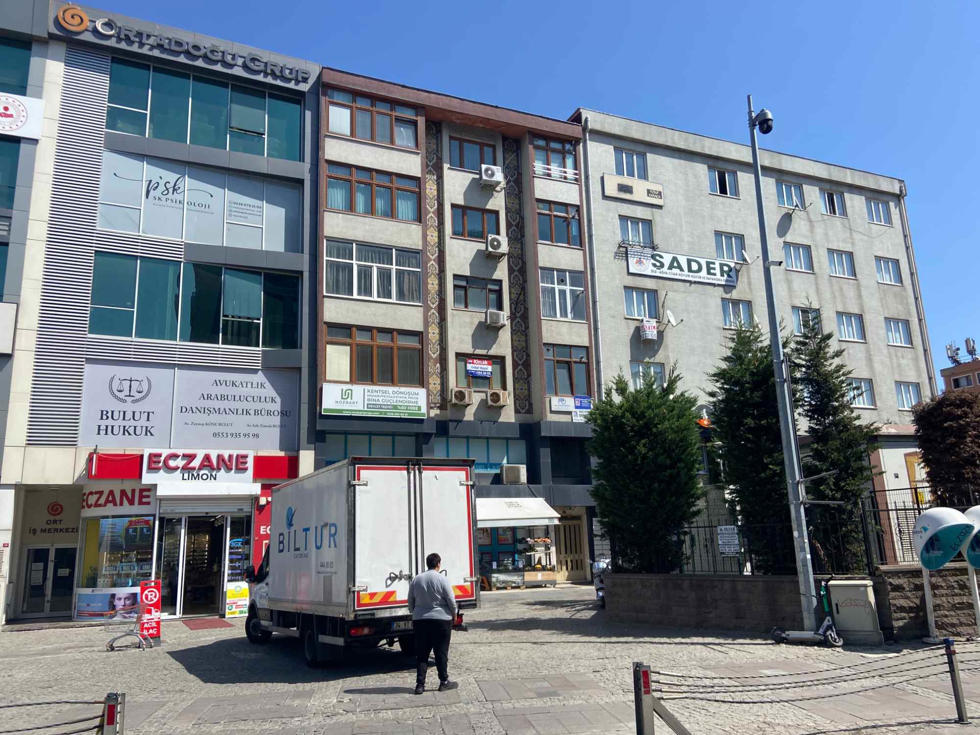 ÜMRANIYE SONDURAK MERKEZDE 125 M2,ARAKAT,3+1,SATILIK DAIRE