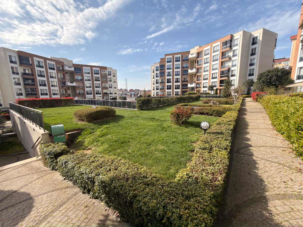 PARK VERDE SİTESİ YATIRIMLIK 1+0(STÜDYO) SATILIK DAİRE