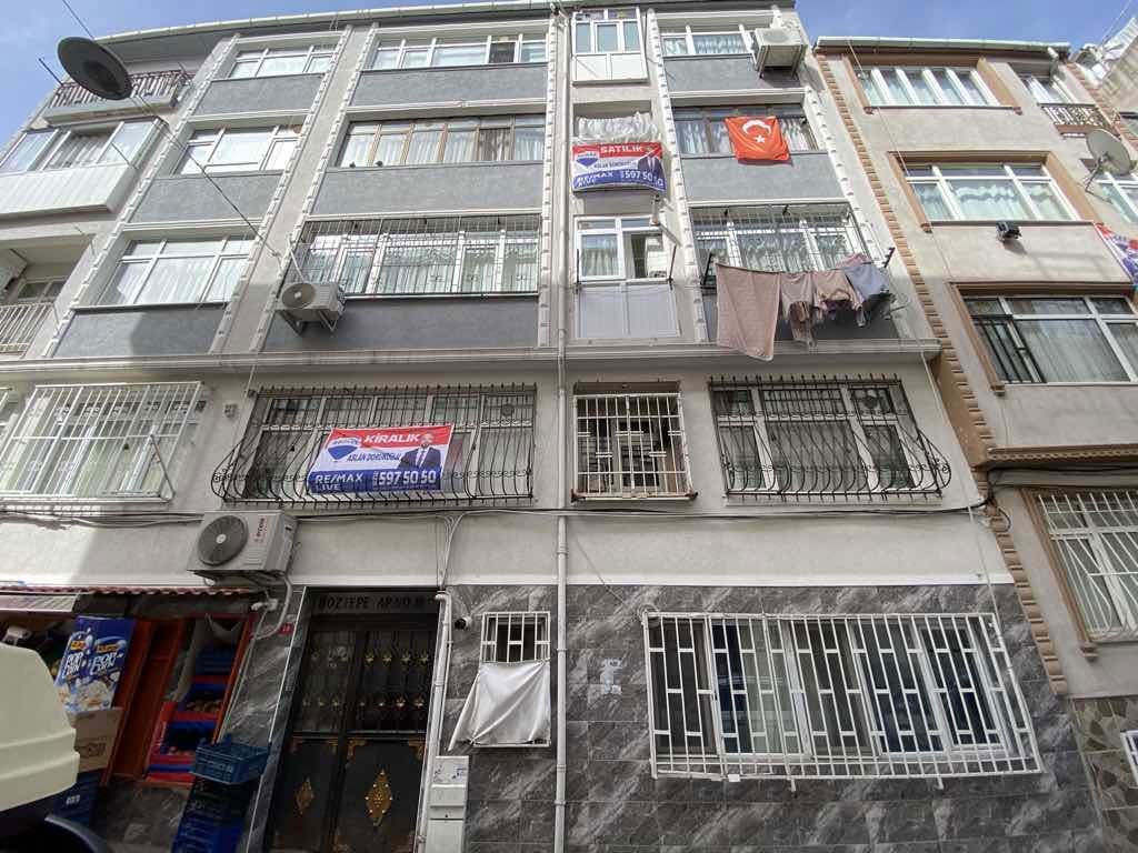 HIRKAİ ŞERİF MAH. 2+1 ARAKAT KİRALIK DAİRE