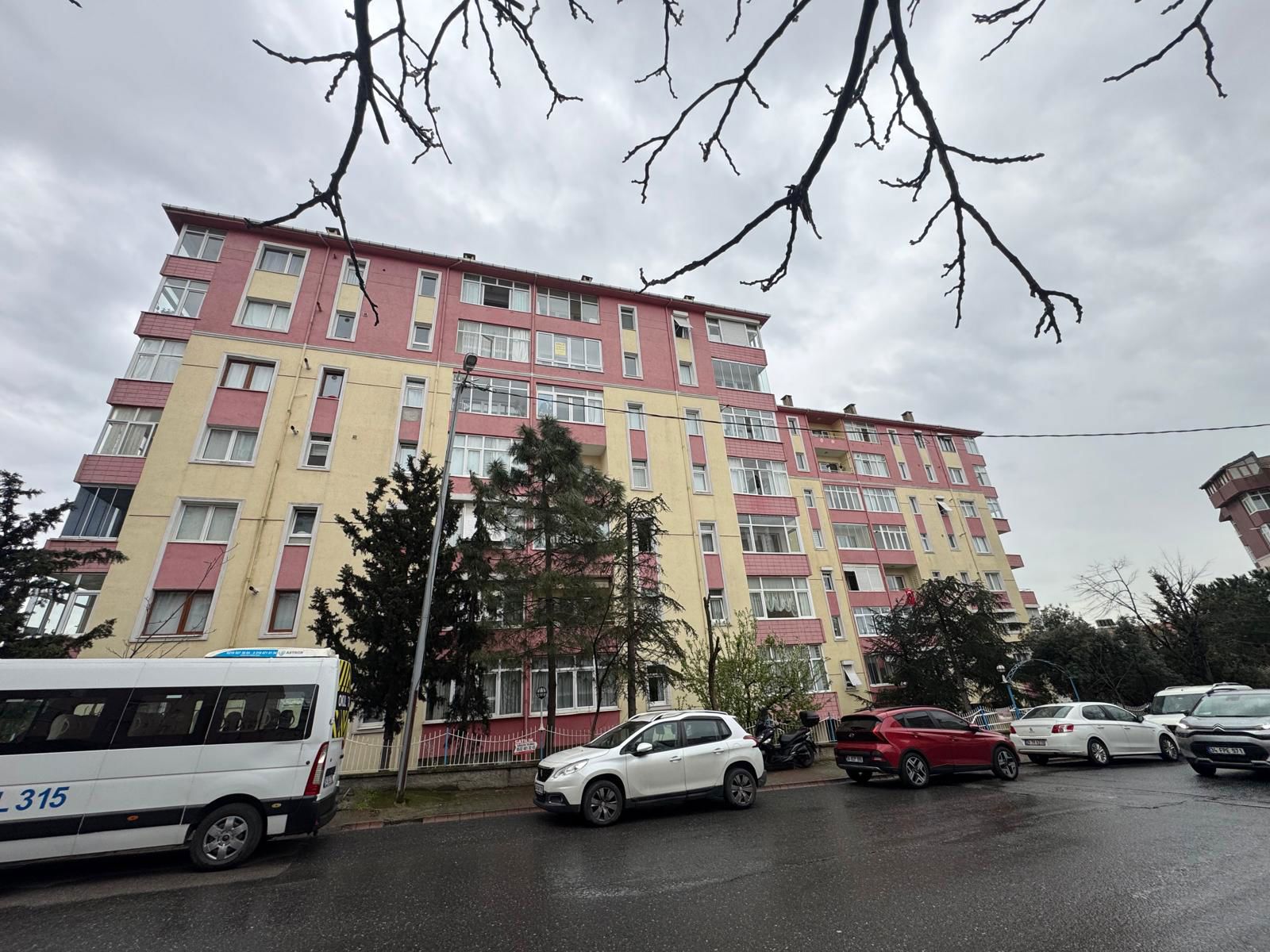 ÜMRANIYE ATAKENT MH. FINANS MERKEZI’NE KOMŞU  KIRALIK 3+1 DAIRE