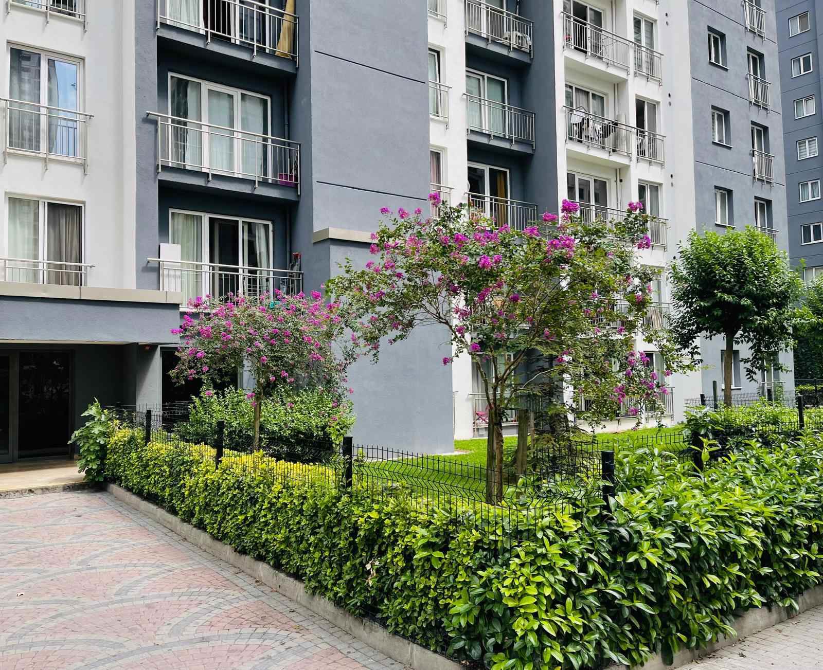 2+1 ACIL SATILIK DAIRE... ESENYURT INNOVIA 3 SITESI