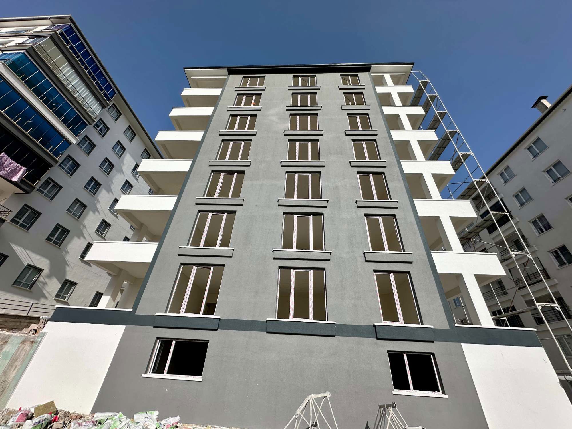 ALTINDAĞ FERIDUN ÇELIK'TE SATILIK 3+1 SIFIR DAIRE
