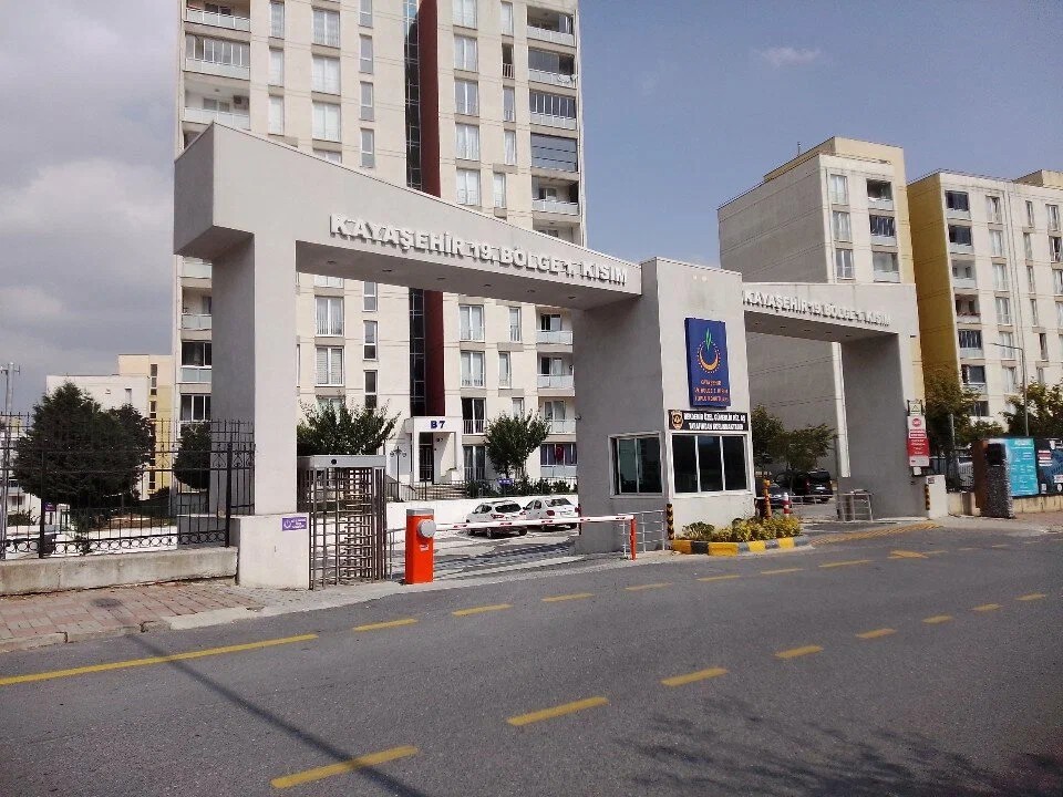 BAŞAKŞEHİR KAYAŞEHİR’DE SATILIK 1+1 | HASTANE & METROYA YAKIN SÜPER KONUM