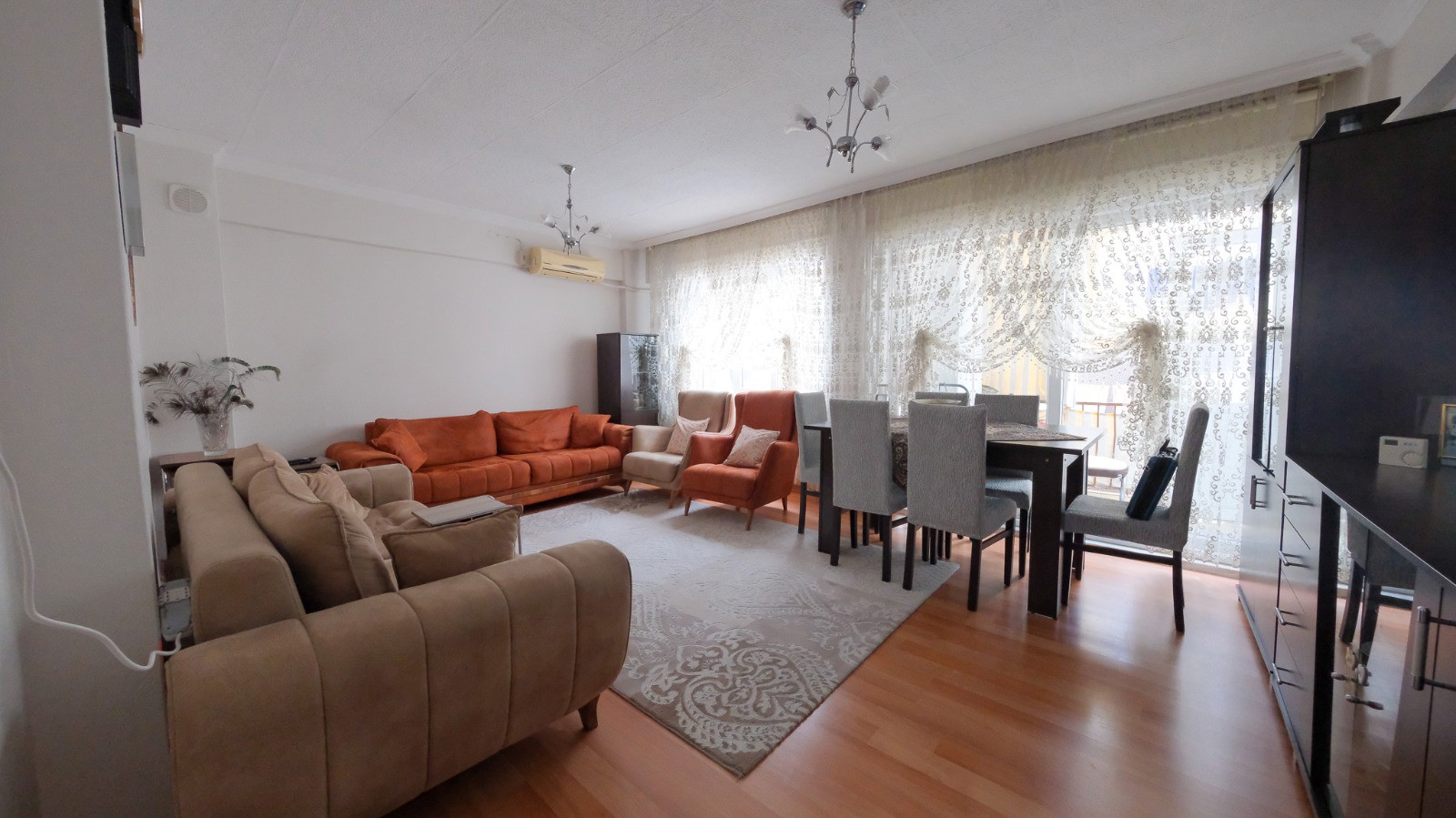 TEVFİKİYEDE MASRAFSIZ, ARA KAT, FERAH 2+1 DAİRE