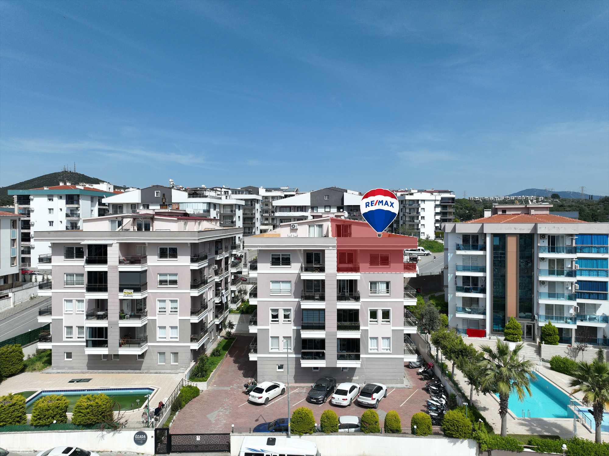 KUŞADASI ÖZADA SITESI’NDE DENIZ MANZARALI 4+1 ÇATI DUBLEKS
