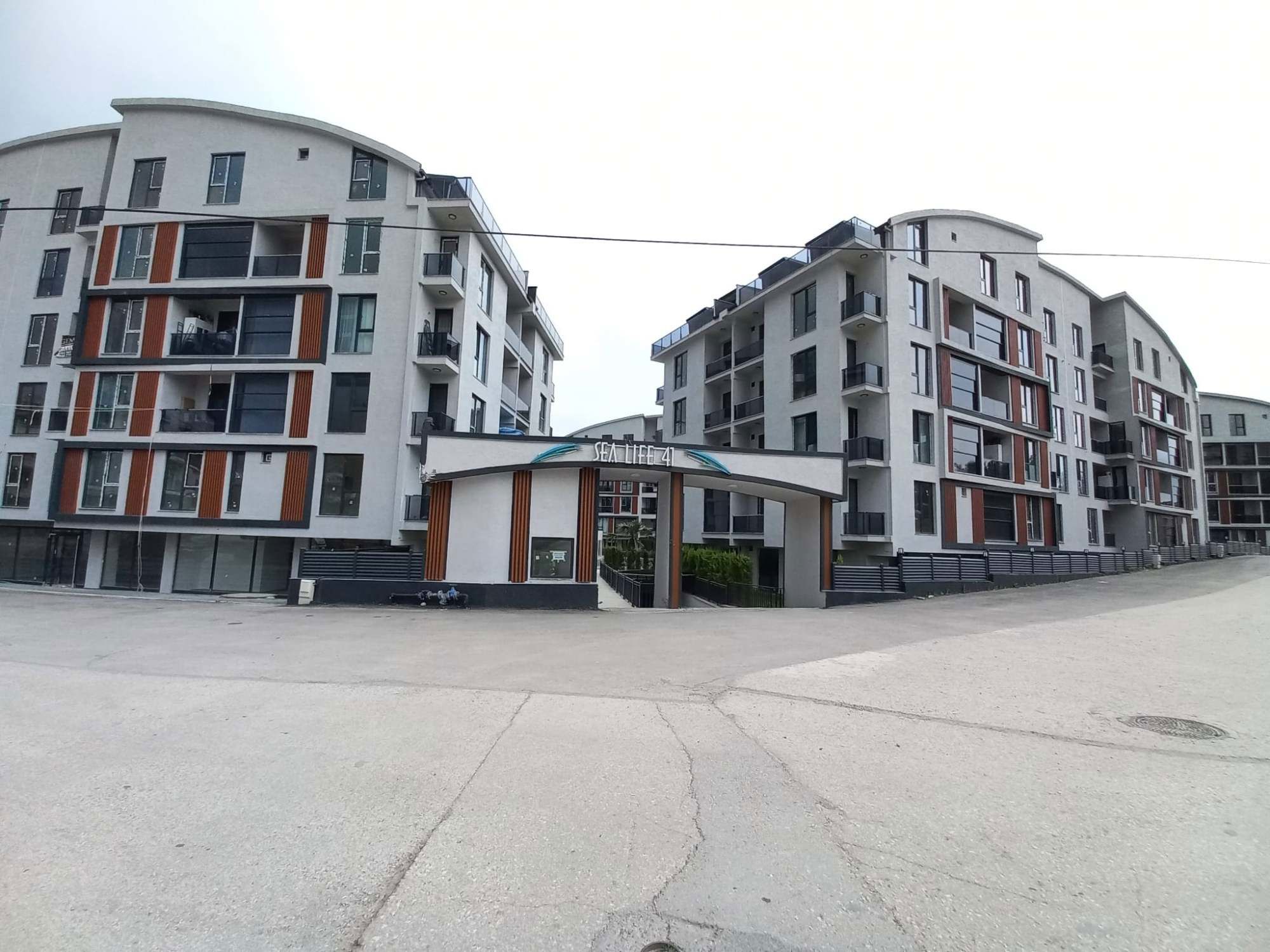 REMAX DREAM'DEN PLAJ YOLUNDA SİTE İÇİ 4+1 KİRALIK DAİRE