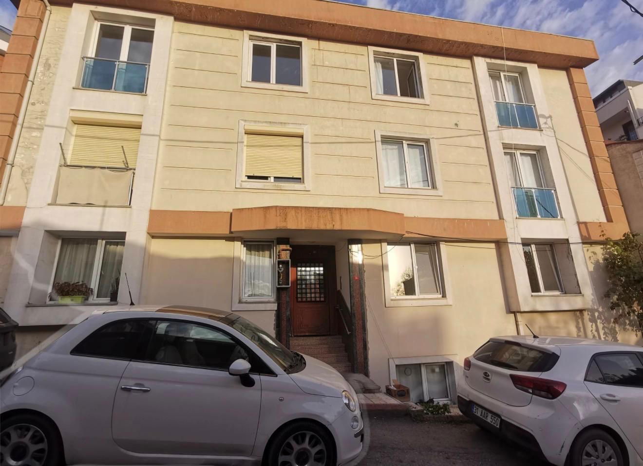 KEMERBURGAZ'DA TERS DUBLEKS FIRSAT SATILIK DAİRE
