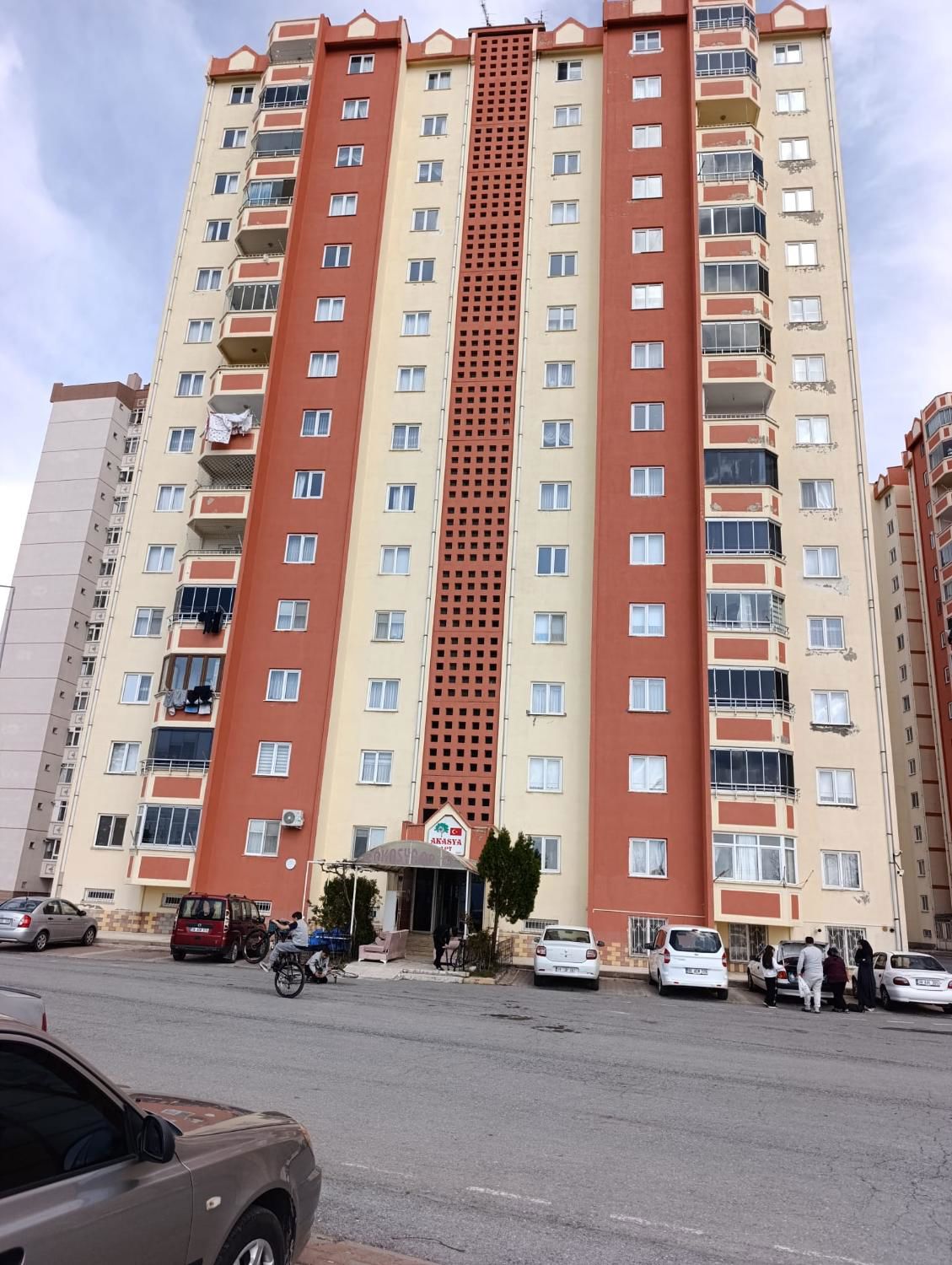 MELİKGAZİ TINAZTEPE'DE OSB'YE VE SOSYAL ALANLARA YAKIN 3+1 DAİRE