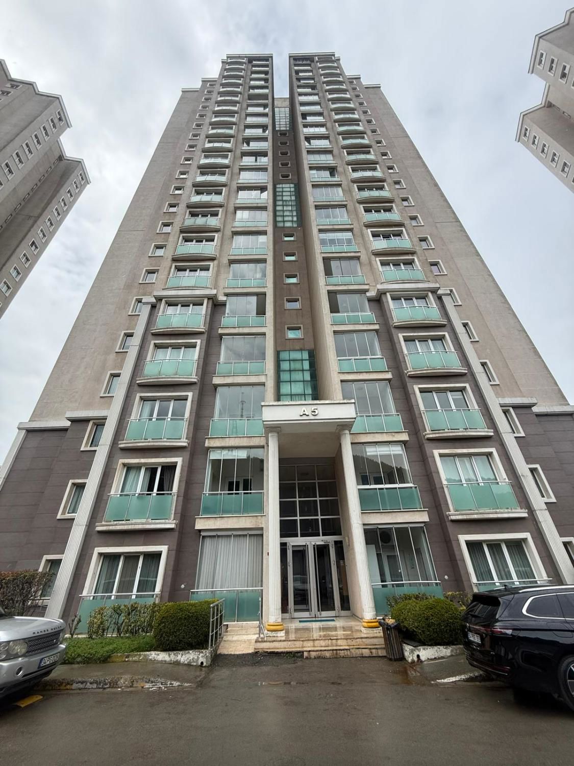 KIPTAŞ SEYRANTEPE SITESINDE 2+1 SATILIK DAIRE