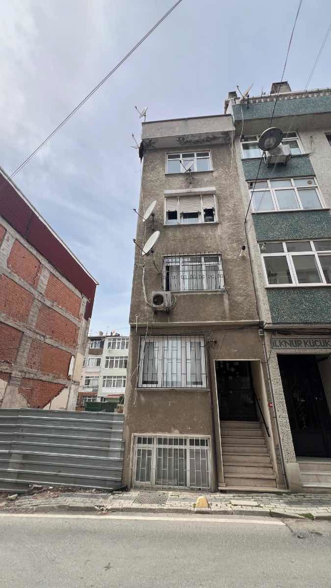 REMAX MASA ÜSKÜDAR BAĞLARBAŞINDA SATILIK 160 M2 DUBLEKS DAİRE