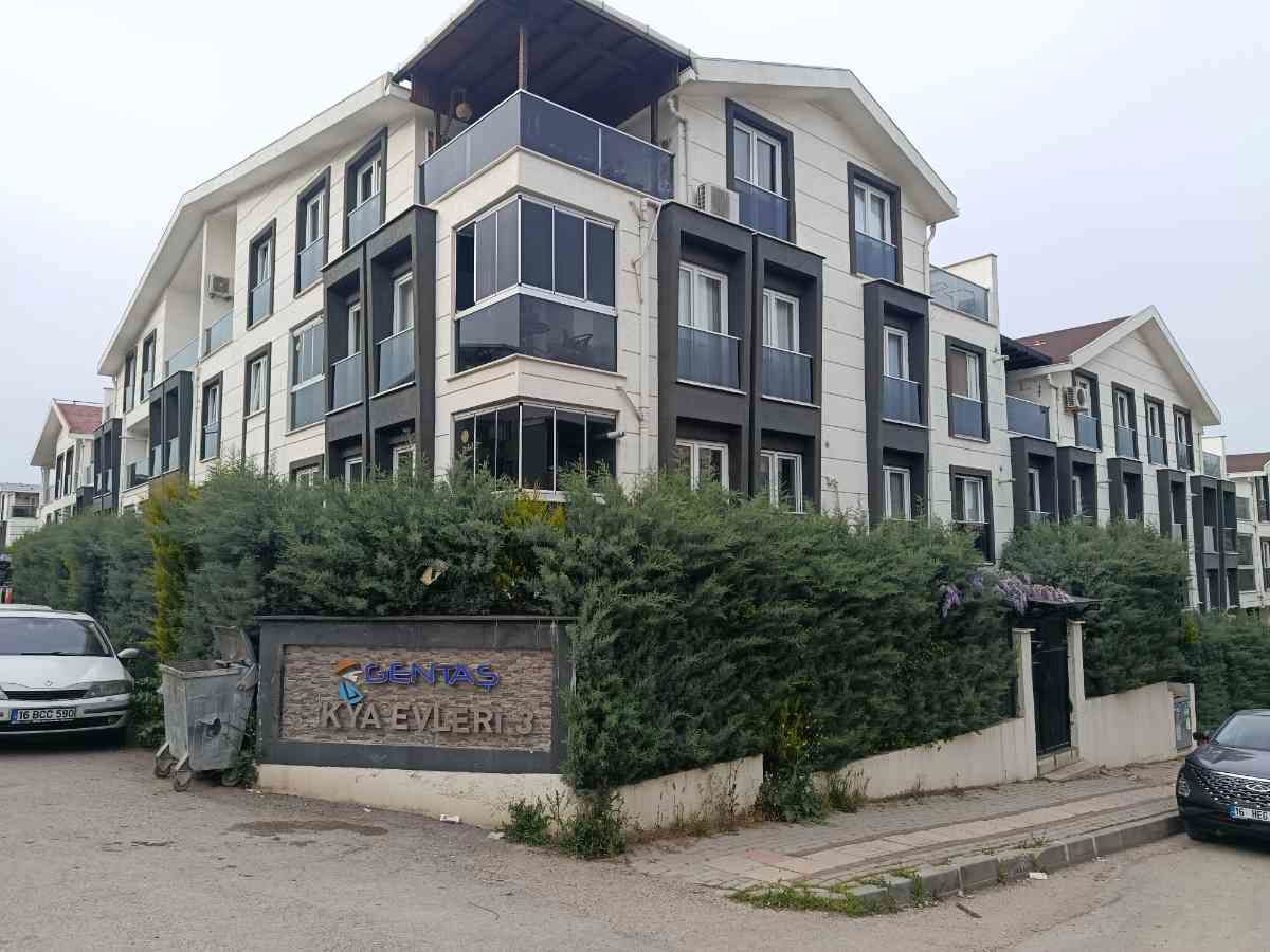 REMAX BEYAZ ÖZLÜCE LİKYA EVLERİ FIRSAT 4+1 SATILIK DAİRE