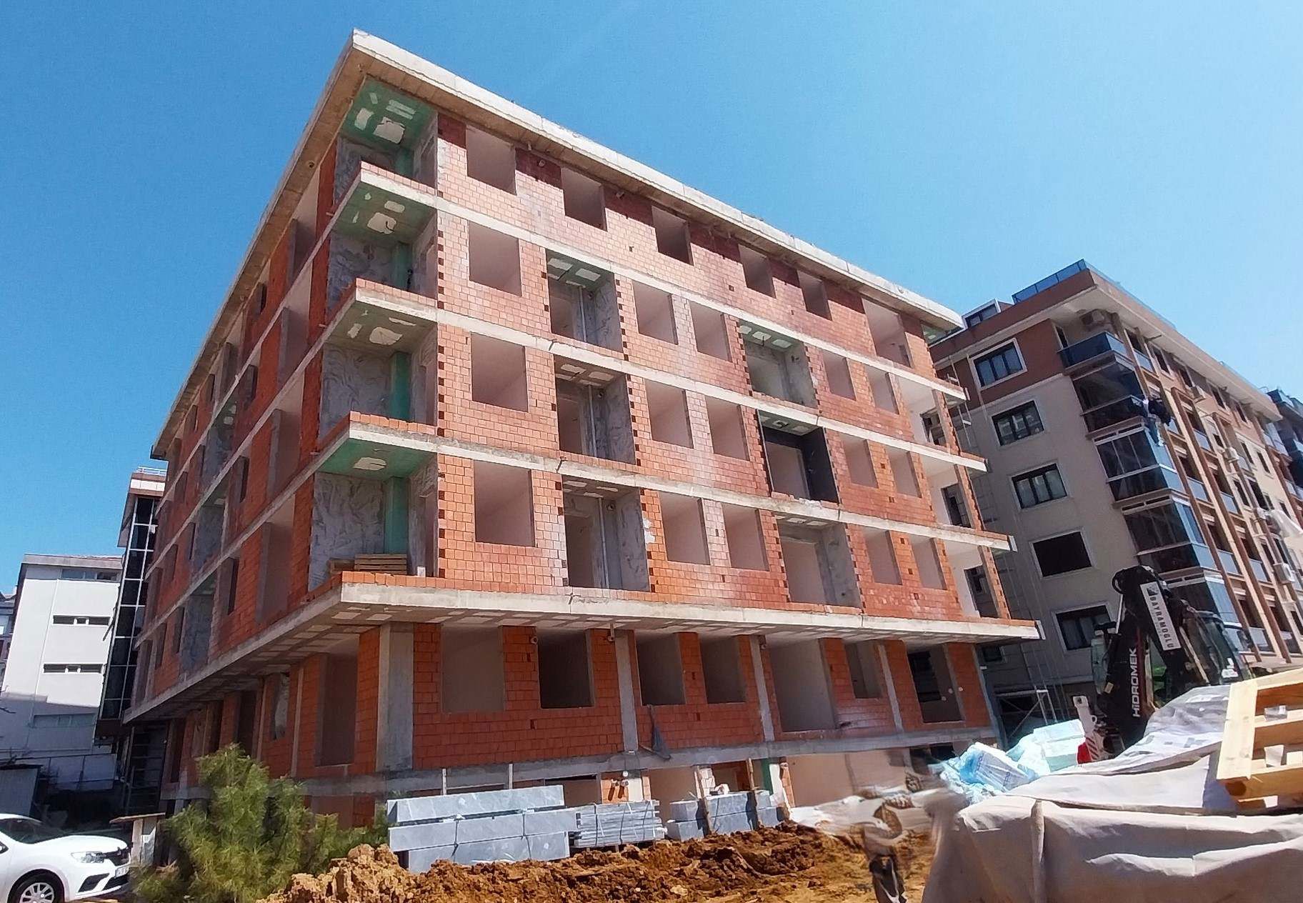 MALTEPE CEVİZLİ BAHÇE KULLANIMLI AĞUSTOS TESLİM SATILIK 2+1 YENİ DAİRE