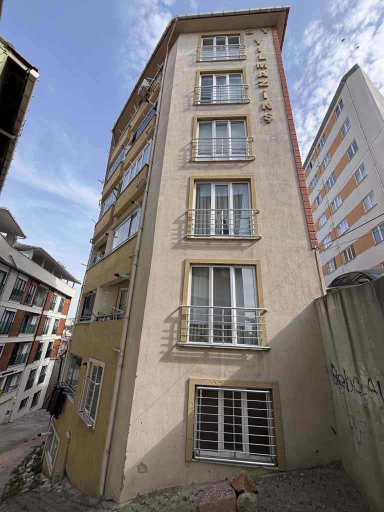 HAMDİBEY MAHALLESİNDE YATIRIMLIK 2+1 SATILIK DAİRE.