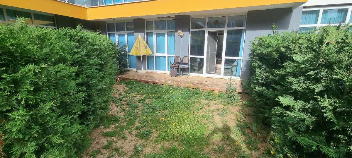 TERAS İSTANBUL SİTESİNDE BAHÇE KATI EŞYALI 2+1 SATILIK DAİRE