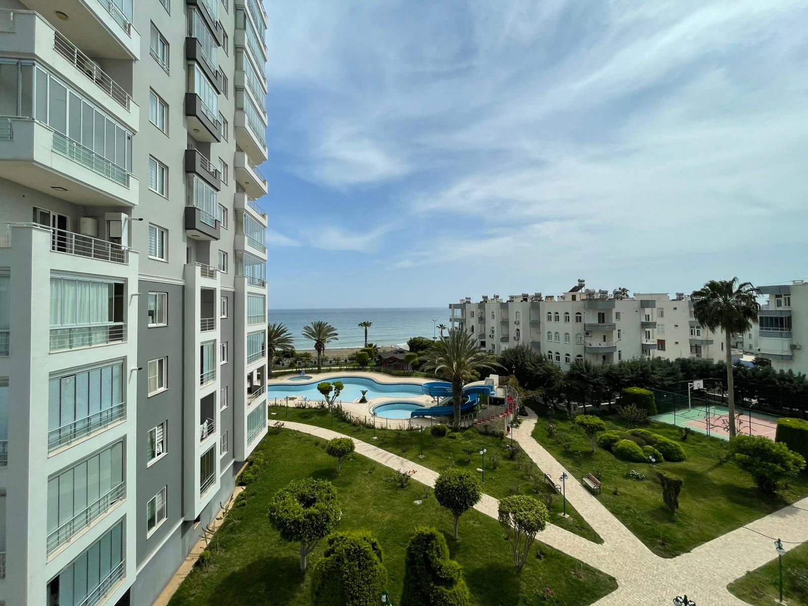 MERSİN ERDEMLİ DENİZE SIFIR ALATAPARK SİTESİ SATILIK 4+1 DAİRE REMAX GÜNEY