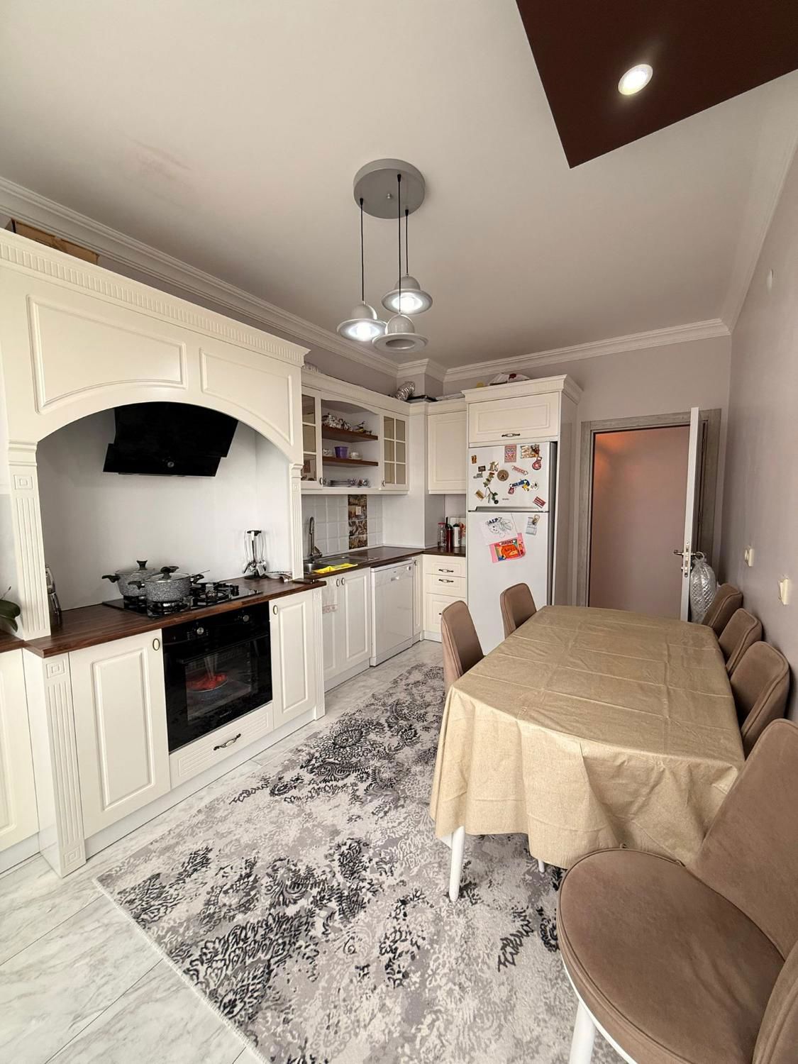 REMAX ARTIS'TEN KOMBINA'DA SATILIK 3+1 LÜKS DAIRE