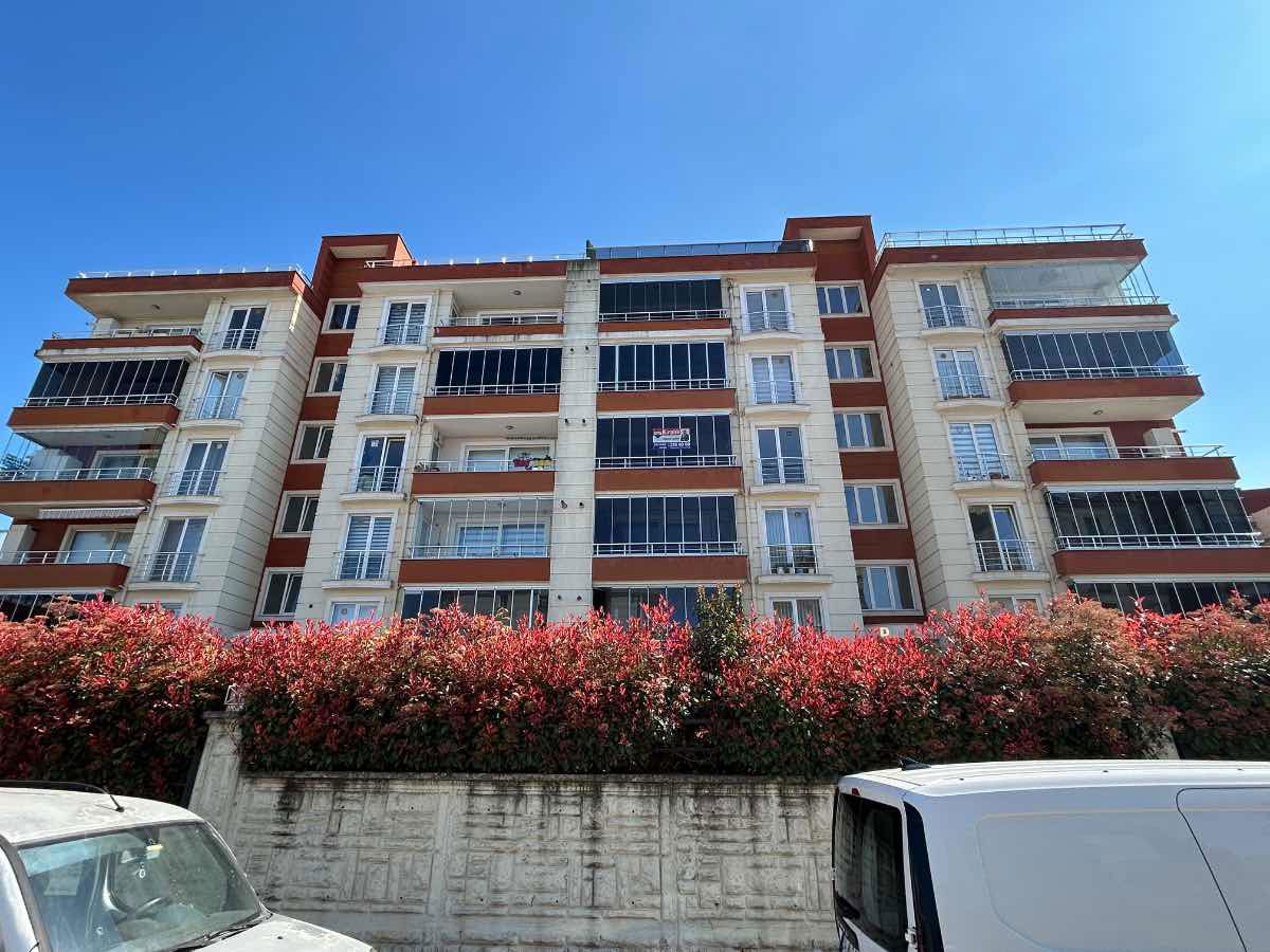 MUDANYA GÜZELYALI BURGAZPARK2 EVLERİNDE KİRALIK ARAKAT 3+1 DAİRE