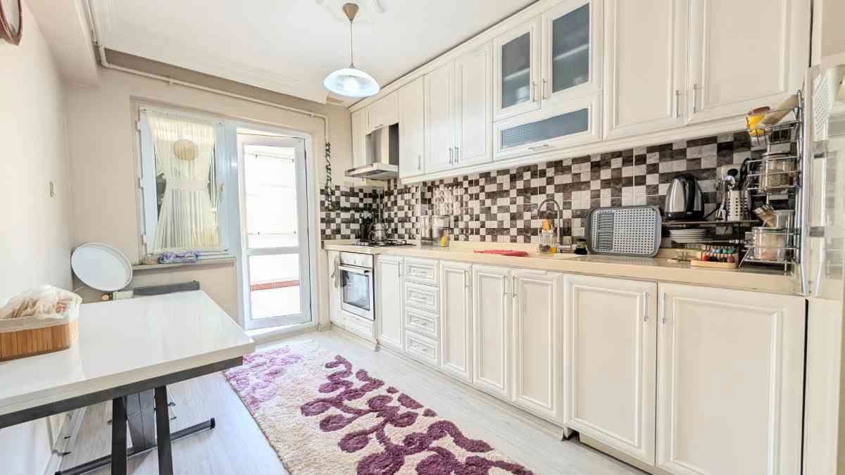 REMAX BEYAZ BAĞLARALTI SITE IÇI 3+1 140 M2 DAIRE